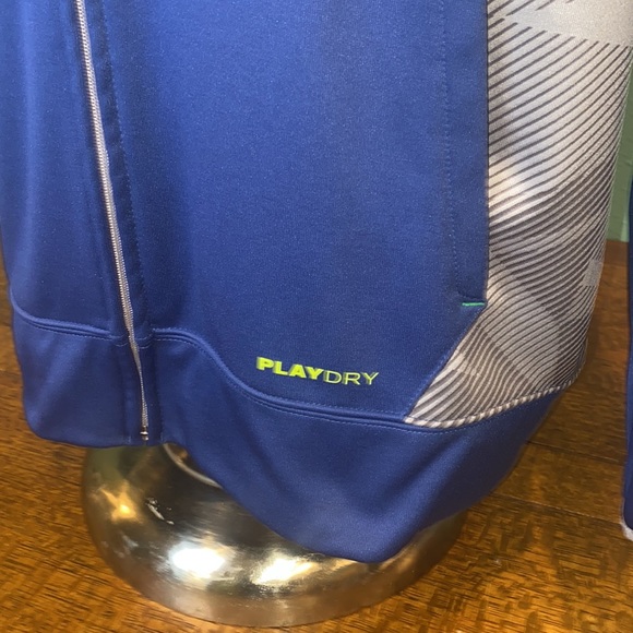 Reebok Center Ice Collection Vancouver Canucks hoodie. Large. Great condition. - Picture 2 of 6